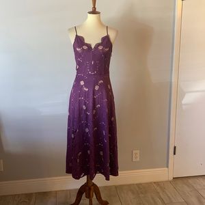 [Moulinette Soeurs] Purple Lace Midi Dress - Size 6